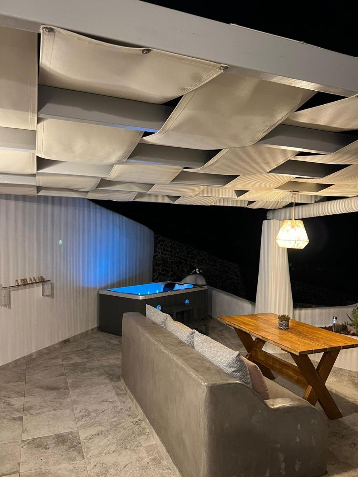 El Verano Suites 이메로비글리 객실 사진